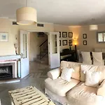 펜션 Garden Townhouse